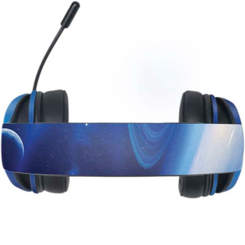 View of a Planet as it Looms in Close Orbit and with Rings Razer Kraken X Skin